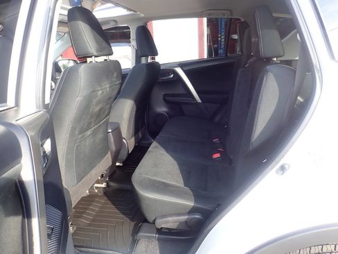 Used 2015 Toyota RAV4 XLE AWD/4WD image 13