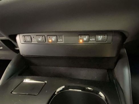 Used 2025 Lexus ES 350 w/ Premium Package image 20