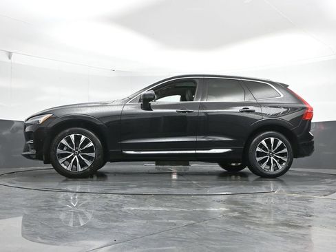 Used 2023 Volvo XC60 B5 Plus image 49