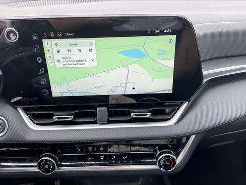 Used 2025 Chevrolet Equinox LT image 9