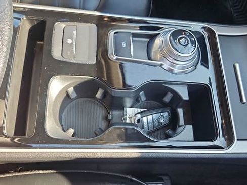 Used 2020 Ford Edge SEL w/ Convenience Package image 14