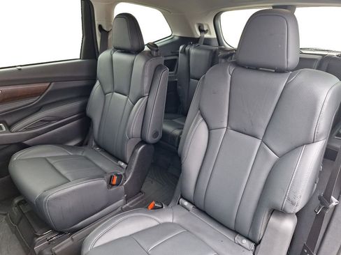 Certified 2025 Subaru Ascent Touring image 11