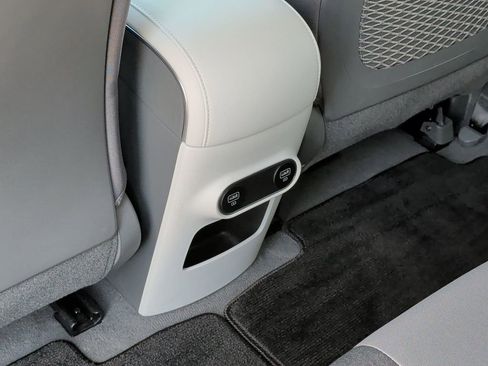 Certified 2024 Hyundai Ioniq 5 SE RWD image 21