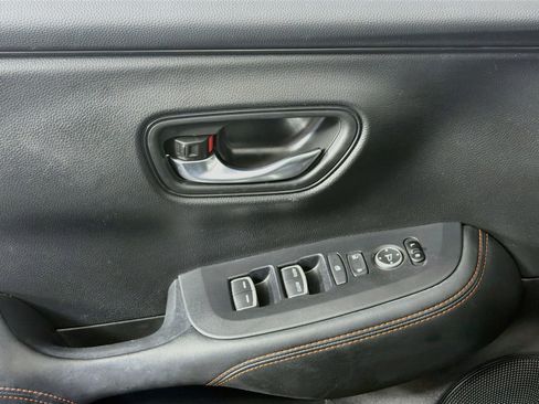 Used 2025 Honda HR-V Sport image 15