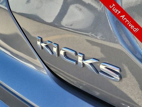 Used 2024 Nissan Kicks SV image 7