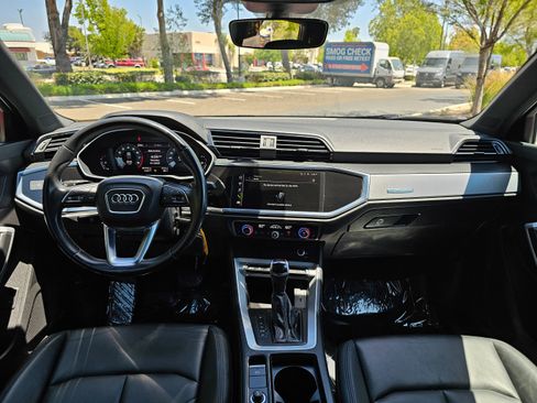 Used 2023 Audi Q3 2.0T Premium w/ 19" Wheel Package image 18