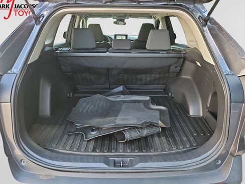 Used 2023 Toyota RAV4 XLE FWD image 13