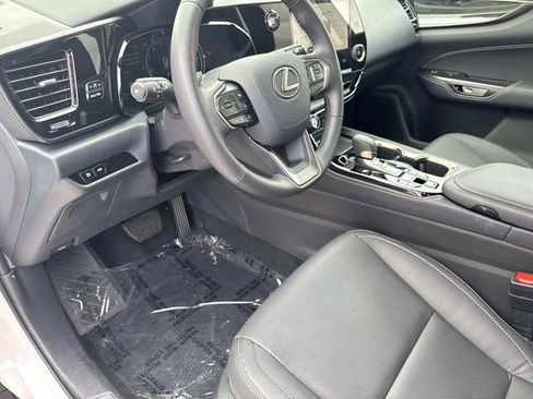 Certified 2025 Lexus NX 350 AWD w/ Accessory Package (2T) image 21