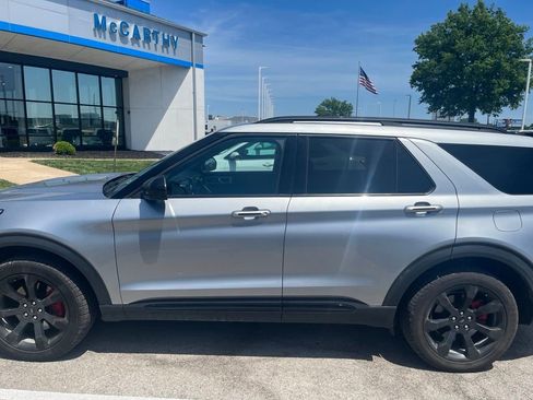 Used 2022 Ford Explorer ST w/ ST Street Pack AWD/4WD image 2