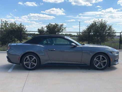 Used 2024 Ford Mustang Premium image 10