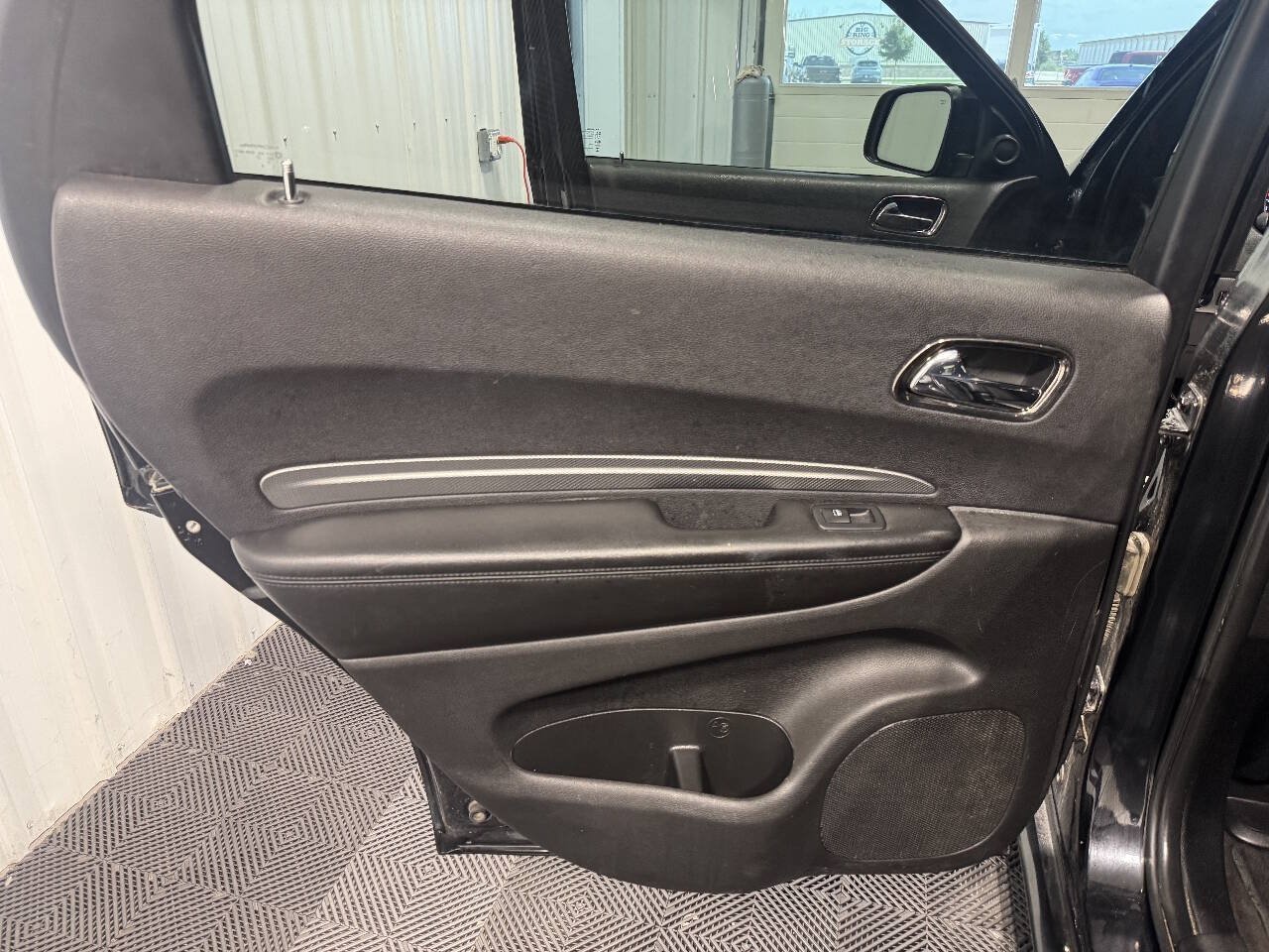 Used 2018 Dodge Durango GT w/ Blacktop Package AWD/4WD image 12
