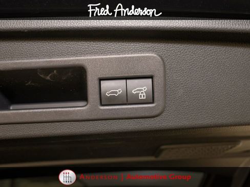Used 2025 Toyota 4Runner TRD Off-Road Premium AWD/4WD image 6