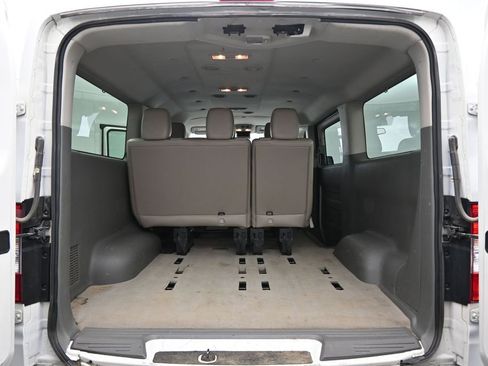 Used 2016 Nissan NV 3500 SL RWD image 23