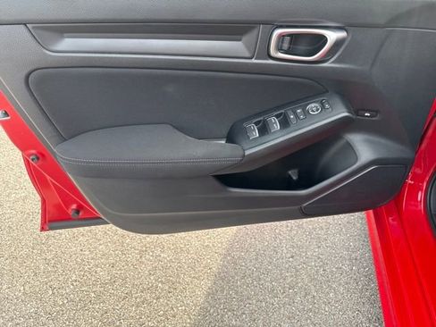 Certified 2024 Honda Civic Sport image 9