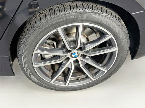 Used 2021 BMW 330i xDrive Sedan w/ Driving Assistance Package AWD/4WD image 32