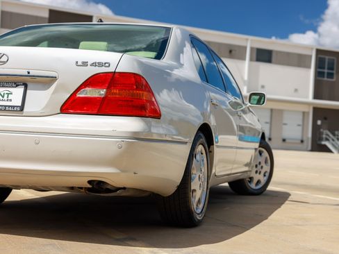 Used 2002 Lexus LS 430 image 51