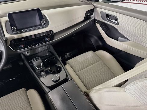 Certified 2021 Nissan Rogue SV AWD/4WD image 25