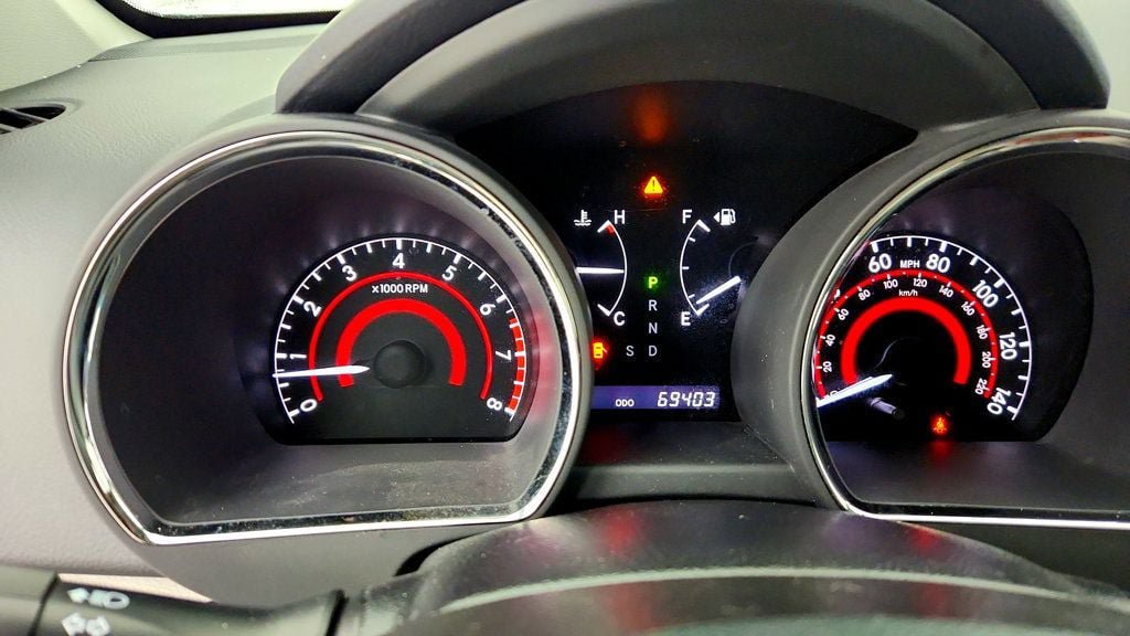 Used 2013 Toyota Highlander Limited FWD image 15