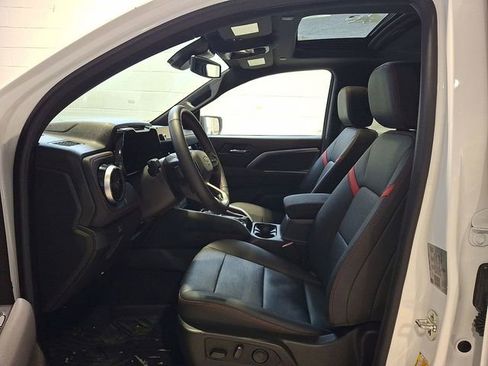 Certified 2024 Chevrolet Colorado Z71 w/ Z71 Convenience Package 2 image 11