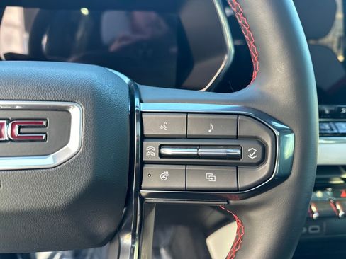 Used 2024 GMC Canyon AT4X image 20