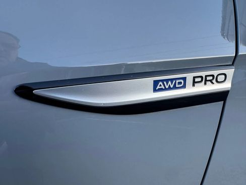 Used 2021 Volkswagen ID.4 Pro image 15