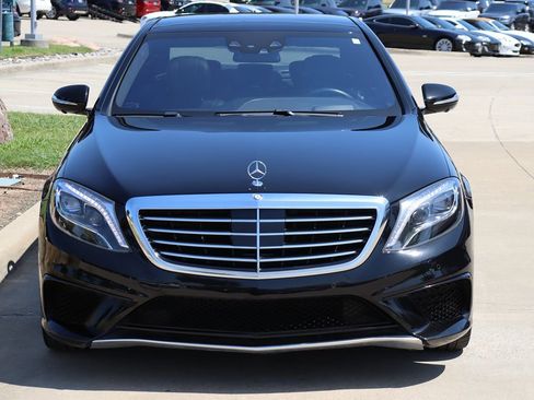 Used 2015 Mercedes-Benz S 63 AMG 4MATIC Sedan w/ Driver Assistance Package image 4