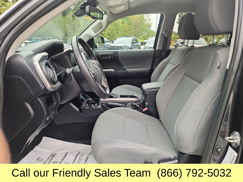 Used 2019 Toyota Tacoma SR5 AWD/4WD image 11