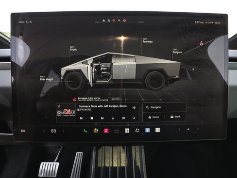 Used 2025 Tesla Cybertruck AWD Crew Cab image 20