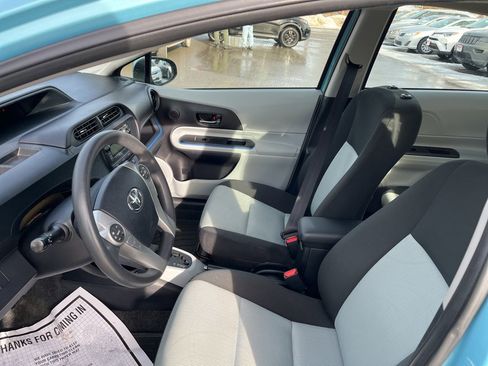 Used 2013 Toyota Prius C Two image 6