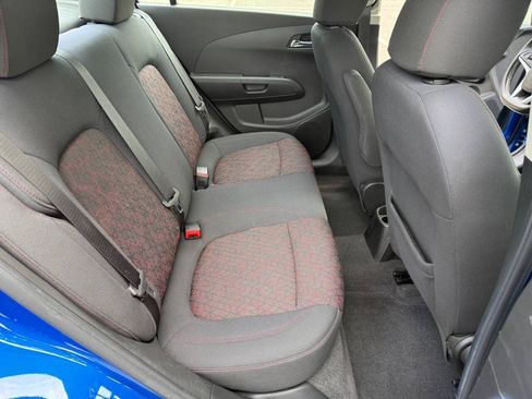Used 2017 Chevrolet Sonic LT w/ Convenience Package FWD image 17