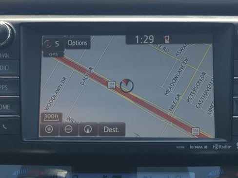 Used 2016 Toyota RAV4 Limited image 13