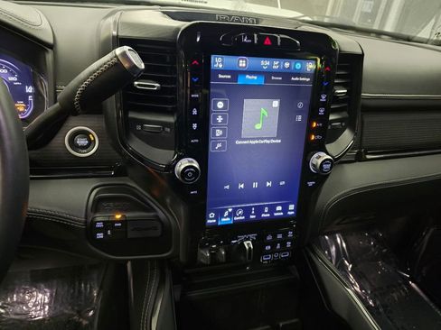 Certified 2024 RAM 2500 Limited image 27