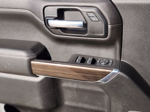 Used 2021 Chevrolet Silverado 1500 RST image 29