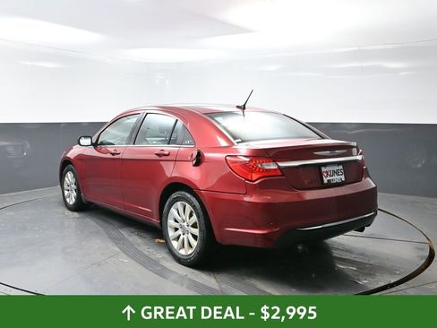 Used 2012 Chrysler 200 Touring w/ Cold Weather Group FWD image 10