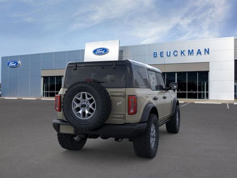 New 2025 Ford Bronco Badlands image 9