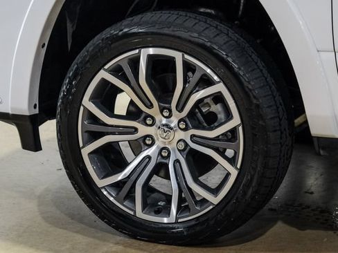Used 2025 RAM 1500 Tungsten w/ Off Road Group AWD/4WD image 9