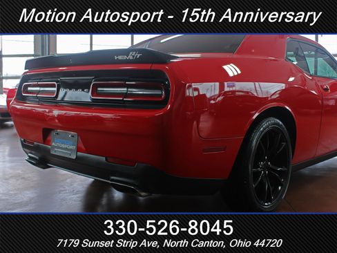 Used 2016 Dodge Challenger R/T w/ Blacktop Package image 11