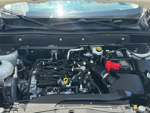 Used 2024 Ford Bronco Sport Outer Banks w/ Tech Package AWD/4WD image 3