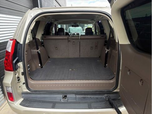 Used 2011 Lexus GX 460 Premium AWD/4WD image 25