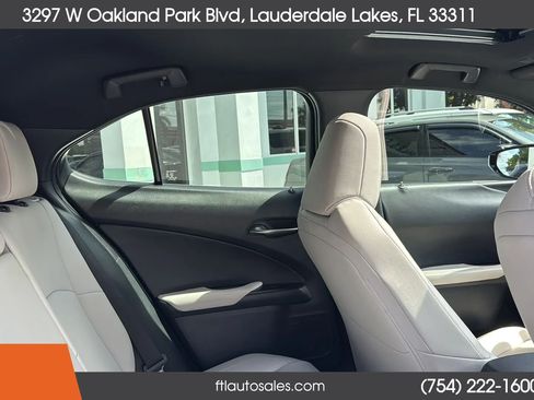 Used 2019 Lexus UX 200 w/ Premium Package FWD image 47