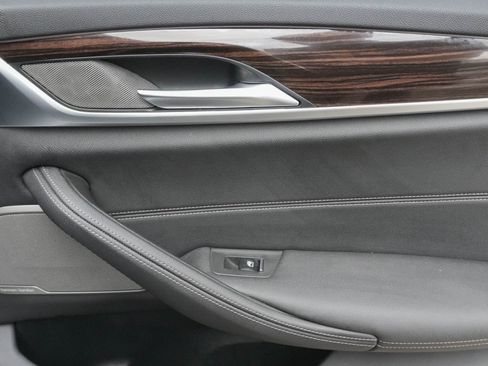 Certified 2023 BMW 540i w/ Executive Package image 32