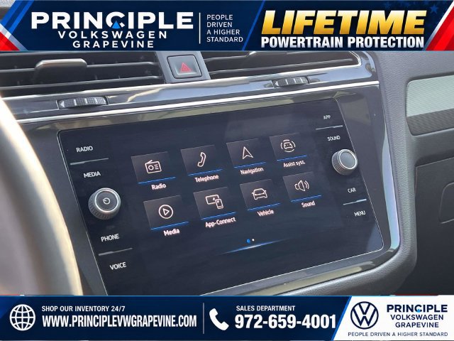 Used 2023 Volkswagen Tiguan SE R-Line FWD image 19