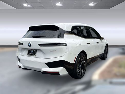 Certified 2023 BMW iX xDrive50 w/ Premium Package AWD/4WD image 9