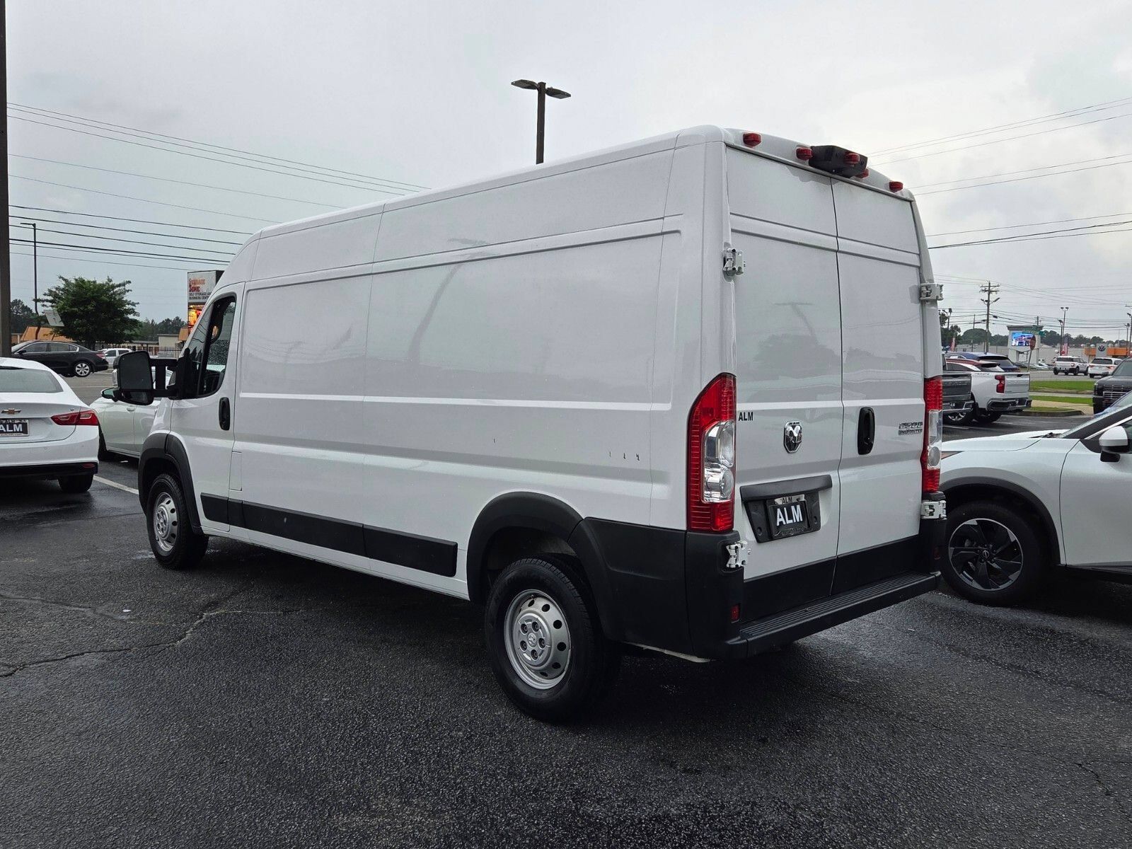 Used 2023 RAM ProMaster 2500 FWD image 6
