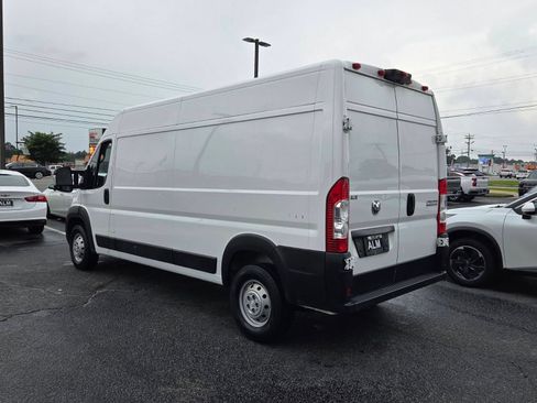 Used 2023 RAM ProMaster 2500 FWD image 6
