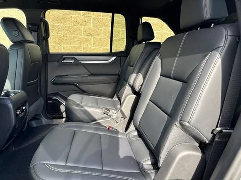 New 2026 GMC Acadia Elevation w/ Elevation Premium Package FWD image 13