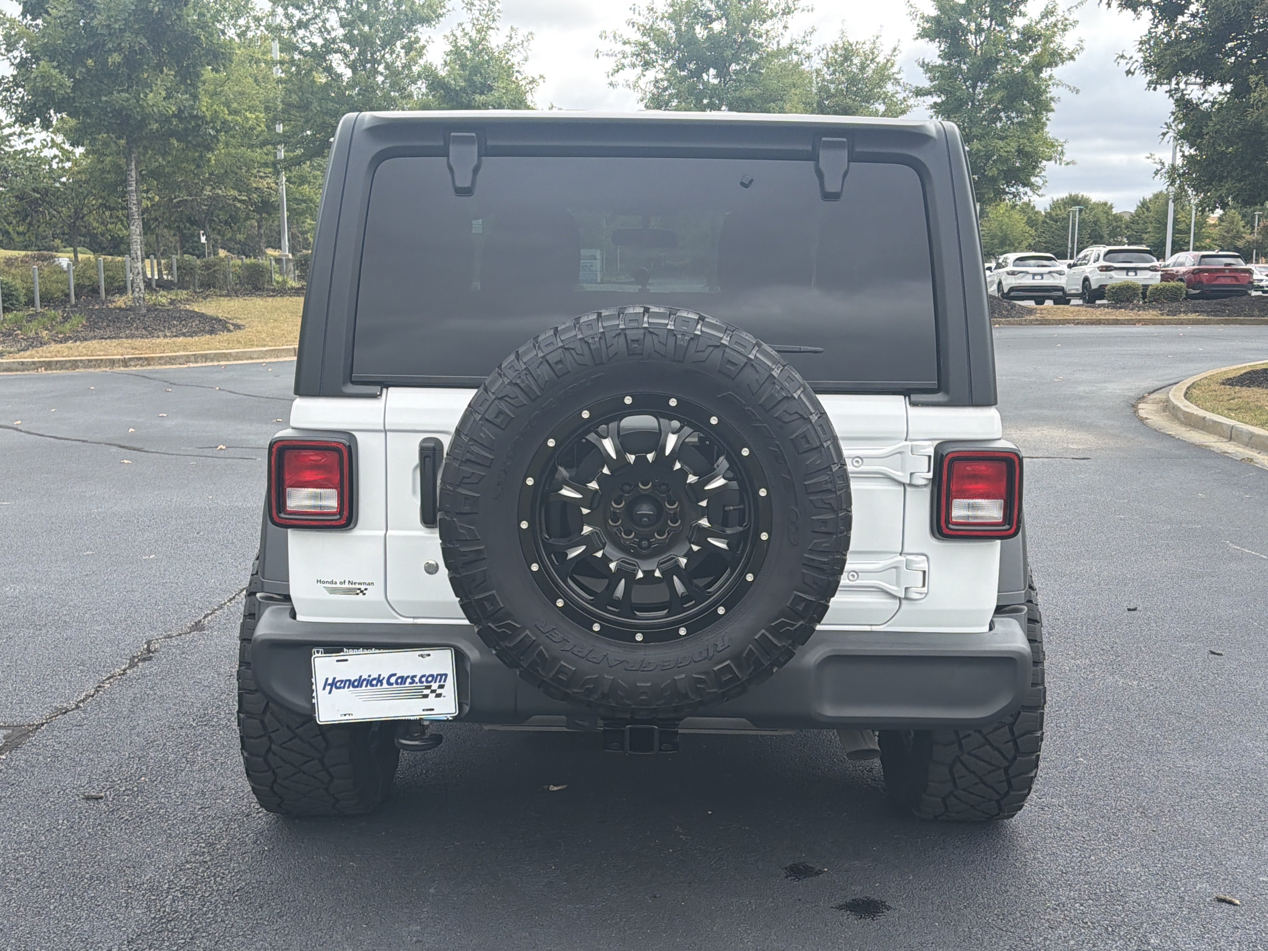 Used 2024 Jeep Wrangler Sport AWD/4WD image 8