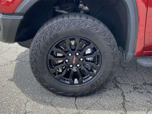 Used 2023 GMC Sierra 1500 AT4X image 8