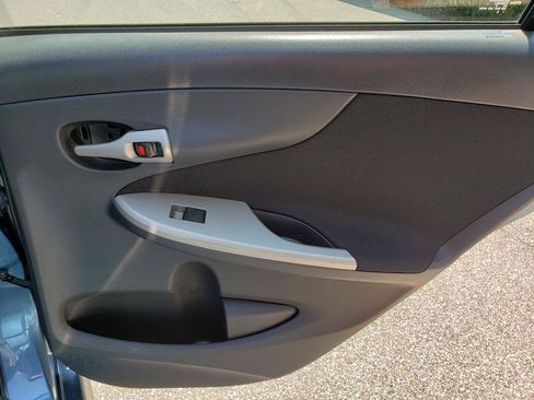 Used 2012 Toyota Corolla S w/ Preferred Accessory Pkg FWD image 16