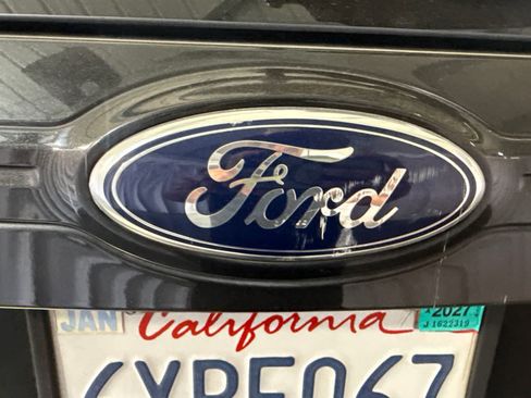 Used 2013 Ford Edge SEL FWD image 12